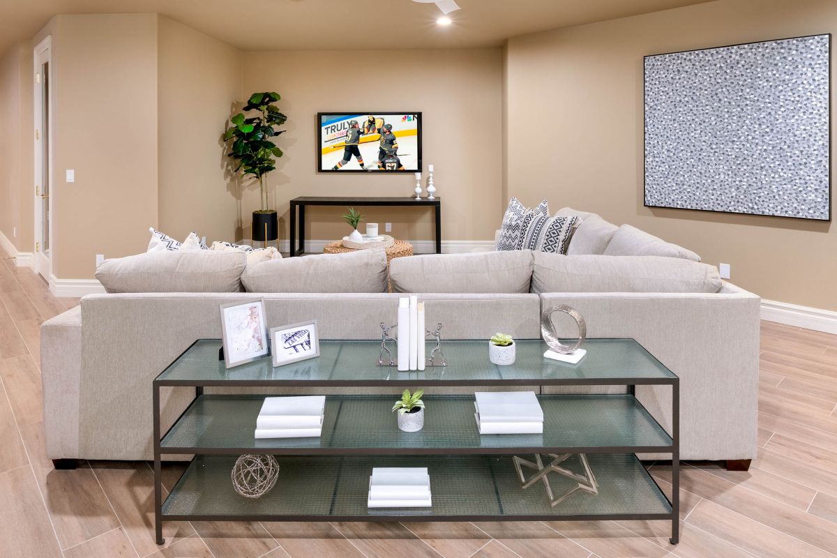 Yes, having the Vegas Golden Knights game on was an essential selling component for this stage 😉