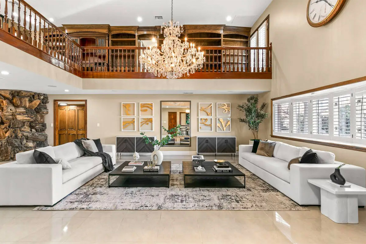 Jerry Lewis' former Las Vegas residence, showcasing elegant home staging by Stately Home Staging.